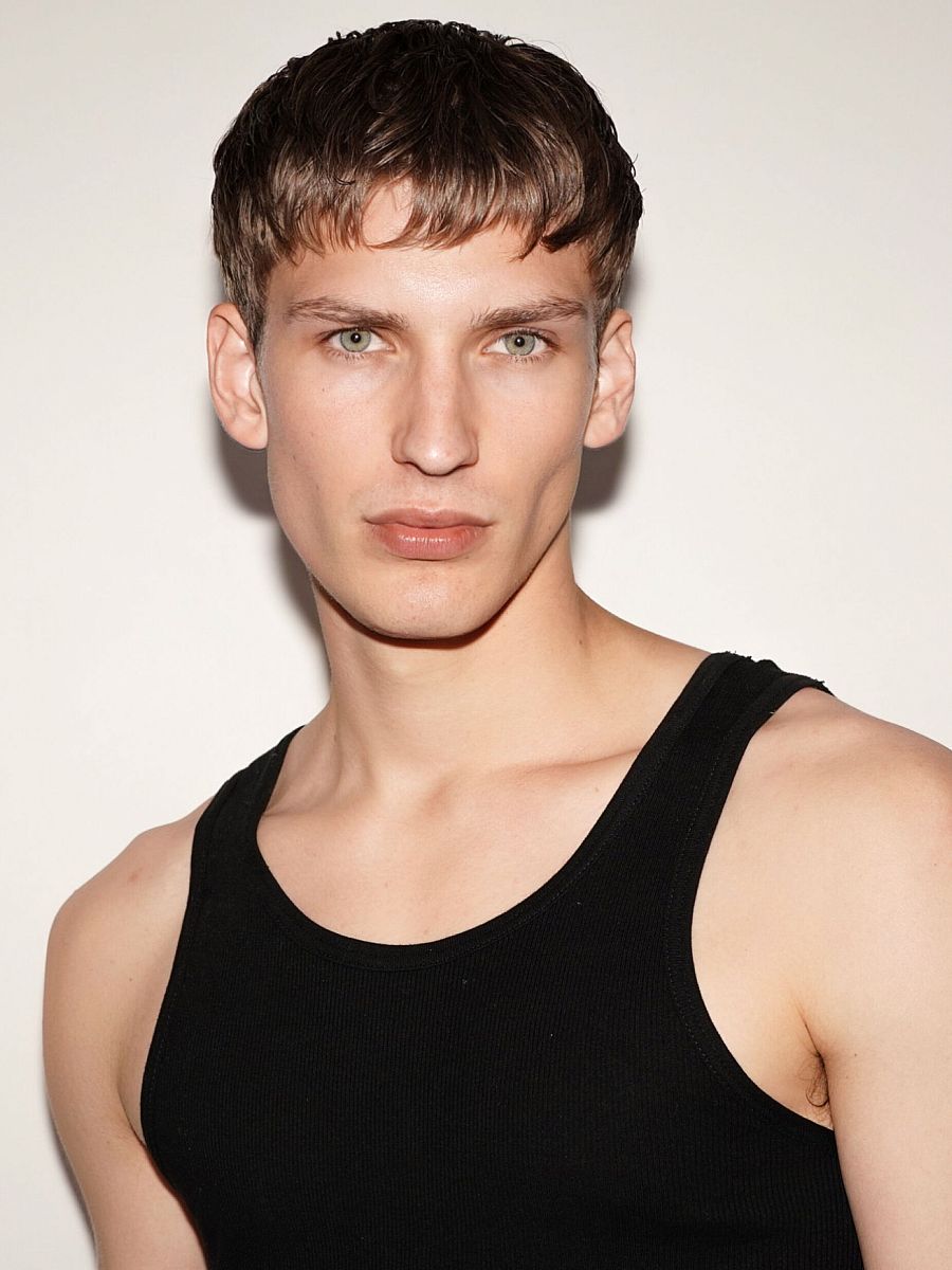 Models: Men > Mainboard - Scoop Models